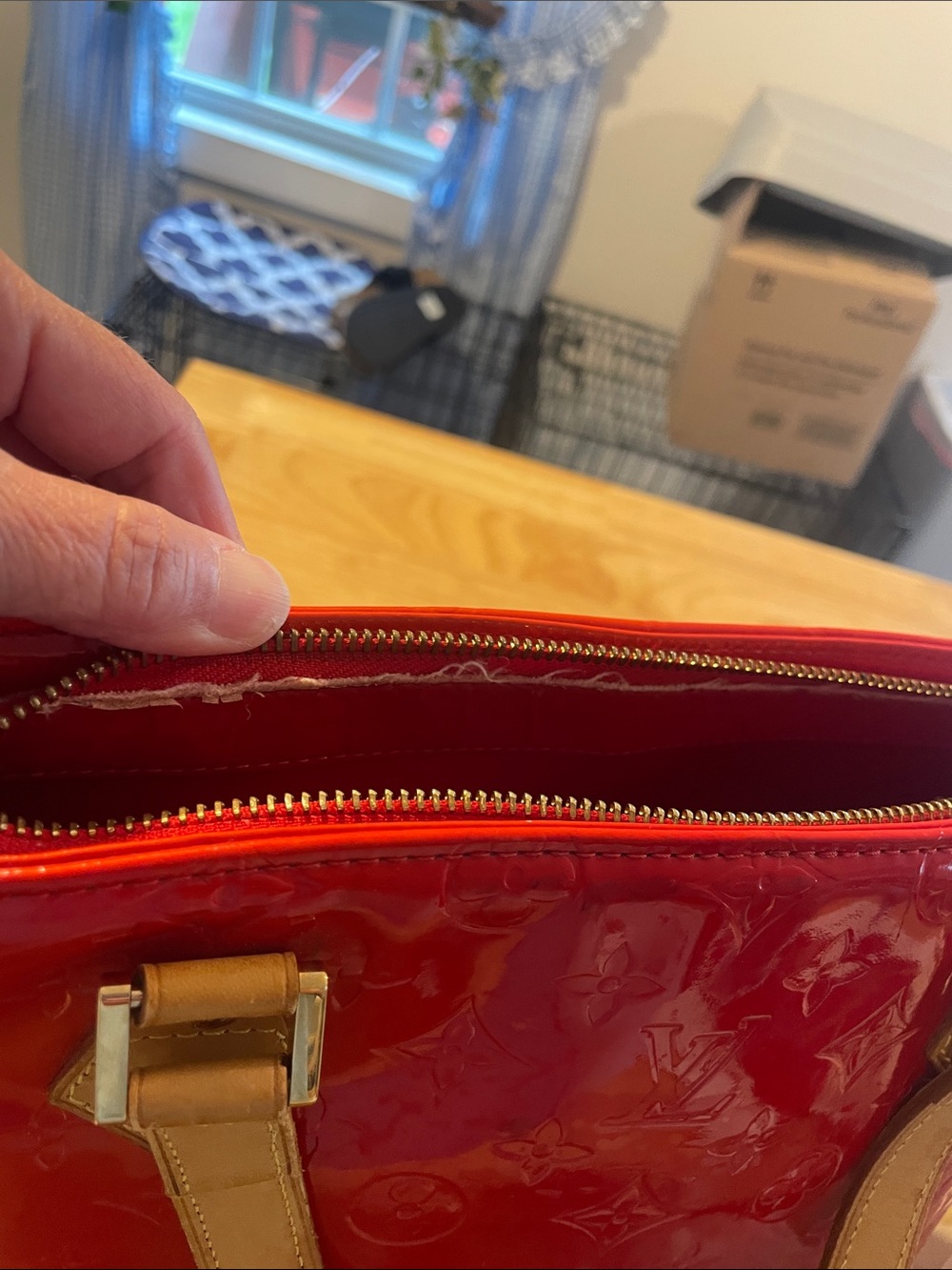 Louis Vuitton Red Vernis Patent Tote with Tan Vachetta Handles - Picture 12 of 15
